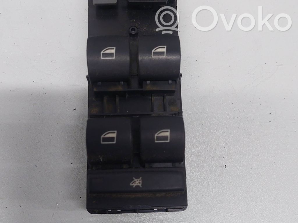 Elektrisko logu slēdzis   6943261,373215SW,0351KAI01