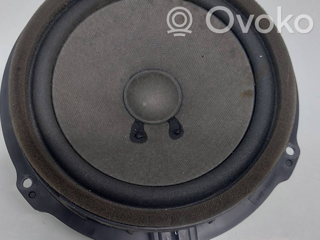 Altavoz de la puerta delantera   8A6T18808AC,451996,HH805C