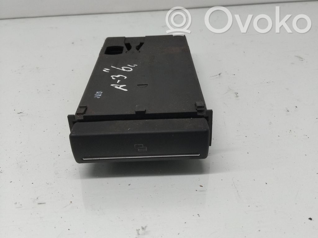 Audi A3 S3 8P Dashboard storage box/compartment 