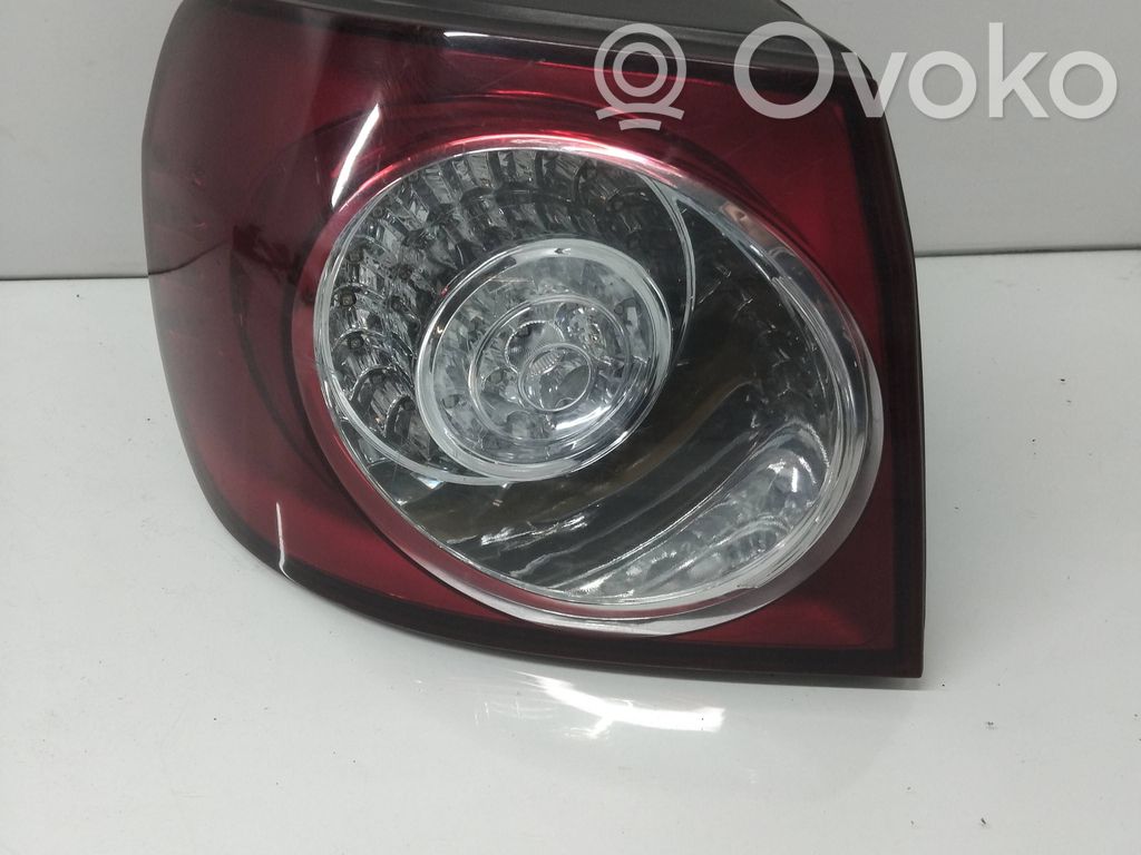 Volkswagen Golf Plus Задний фонарь в кузове 