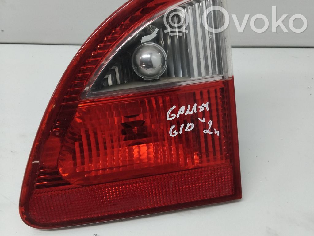 Ford Galaxy Aizmugurējais lukturis pārsegā 