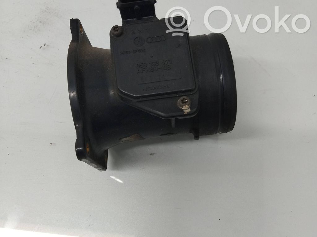 Audi A3 S3 8L Przepływomierz masowy powietrza MAF 