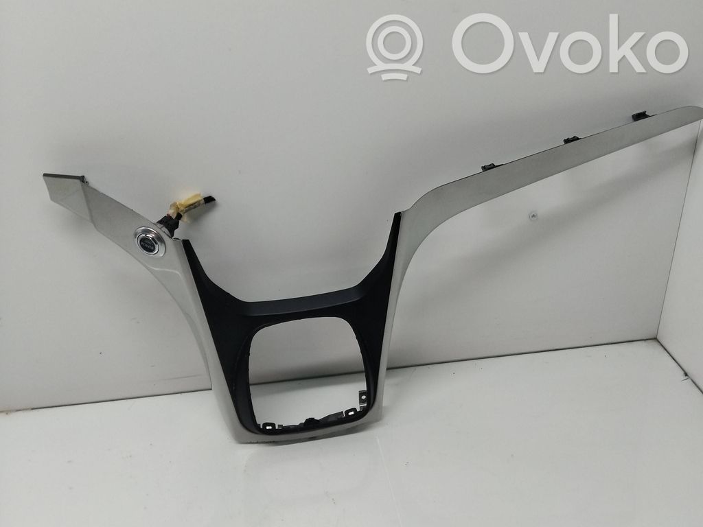 Panel trim   07929000