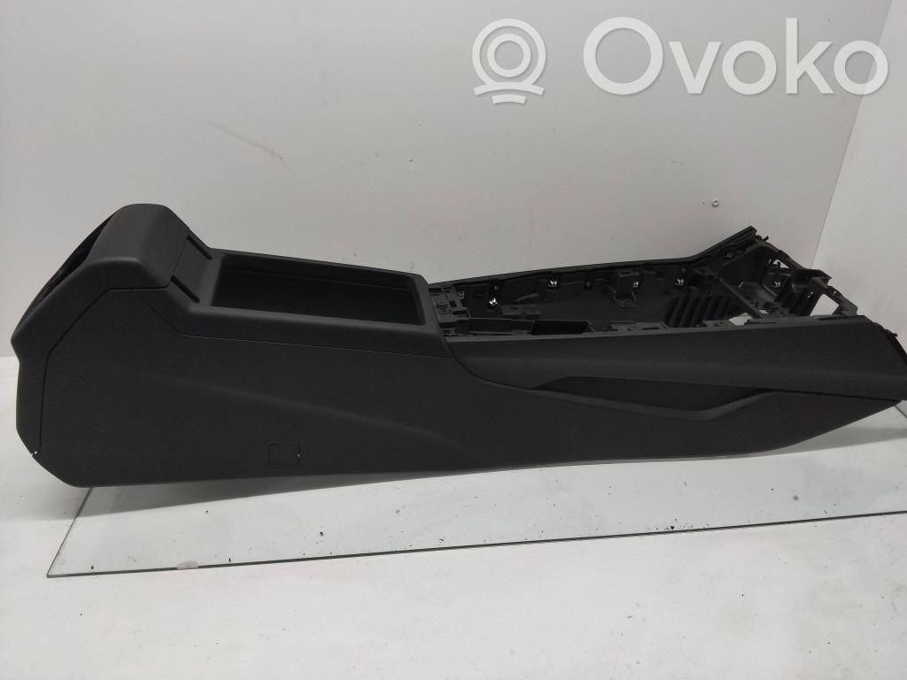 Audi A4 S4 B9 Centrinė konsolė 