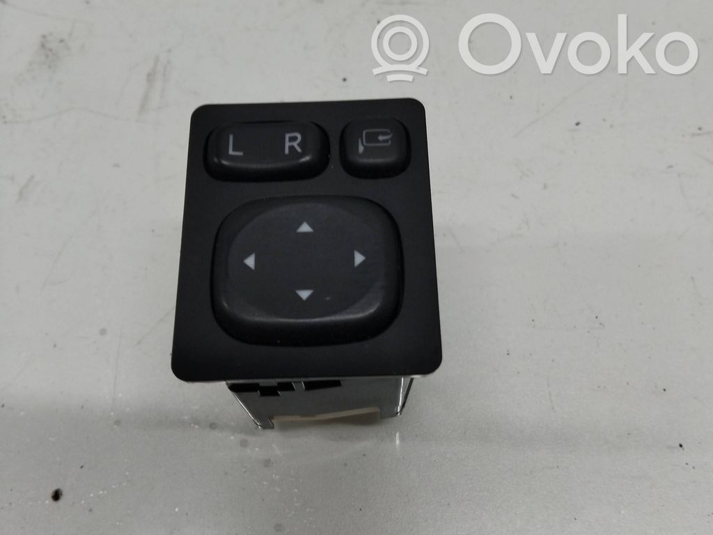 Toyota Auris E180 Wing mirror switch 