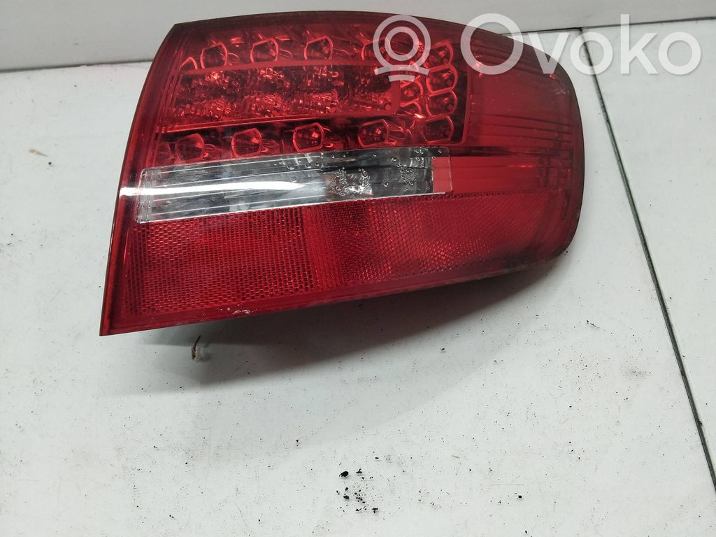 Audi A6 S6 C6 4F Rückleuchte Heckleuchte 