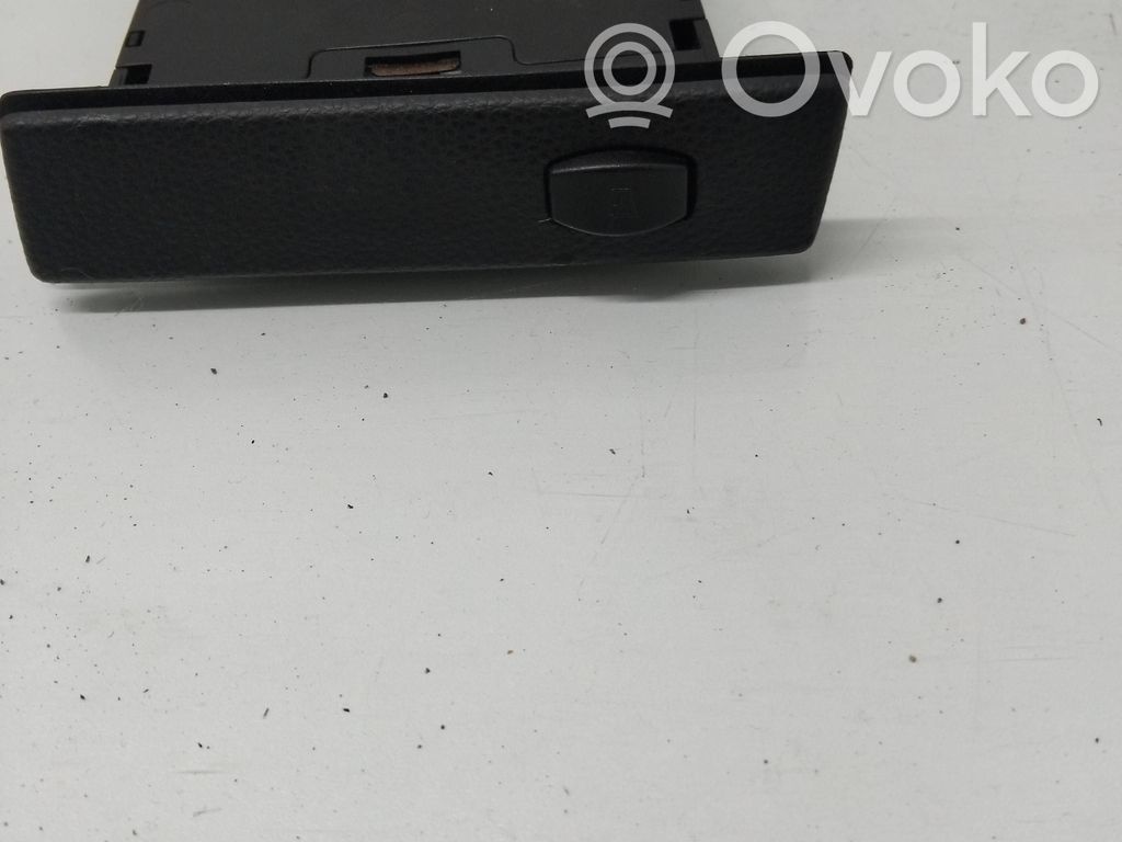 BMW 5 E60 E61 Cup holder 