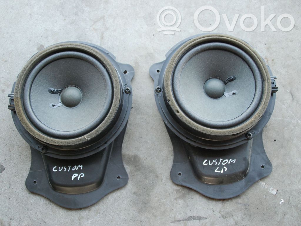 Ford Transit Custom High frequency speaker in the rear doors 