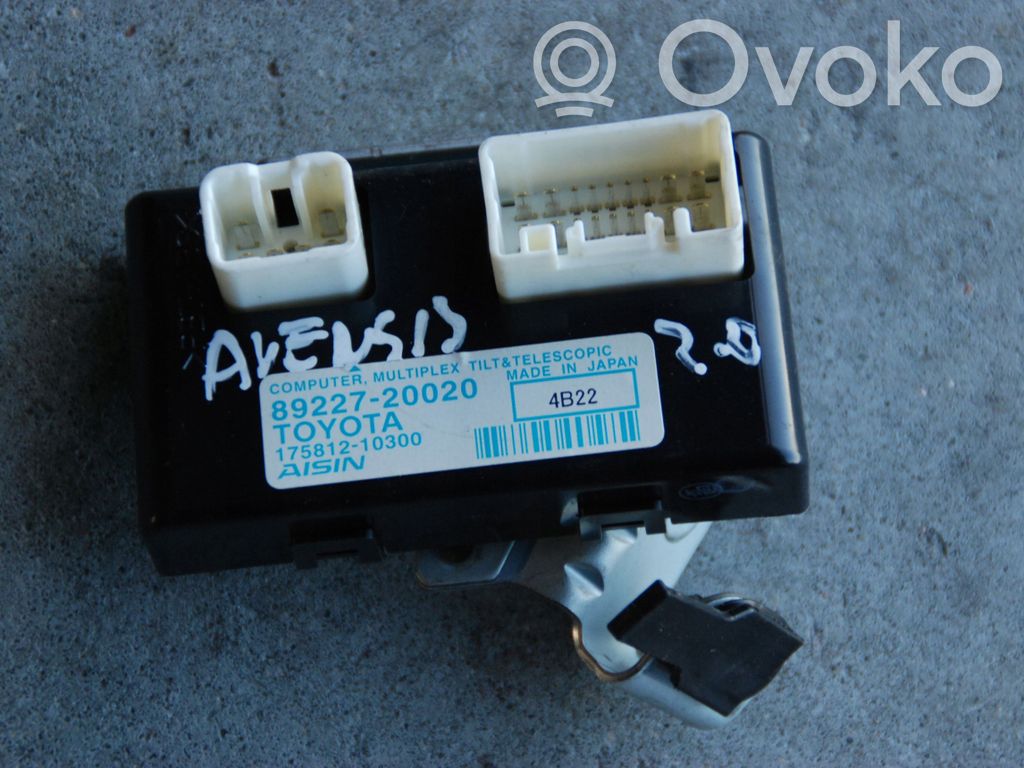 Toyota Avensis T270 Conjunto de control/válvula del estabilizador activo 