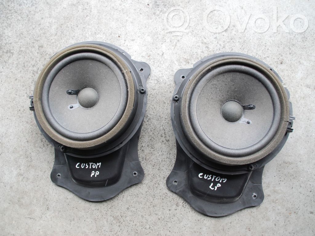 Ford Transit Custom High frequency speaker in the rear doors 