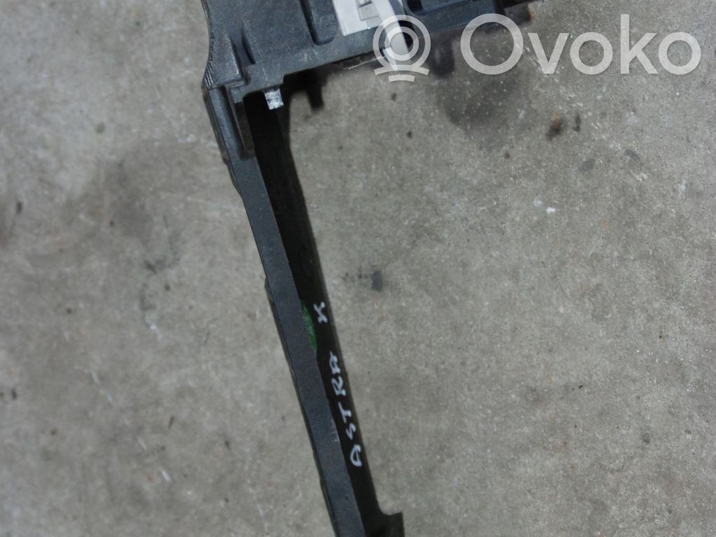Opel Astra K ABS bloko laikiklis 