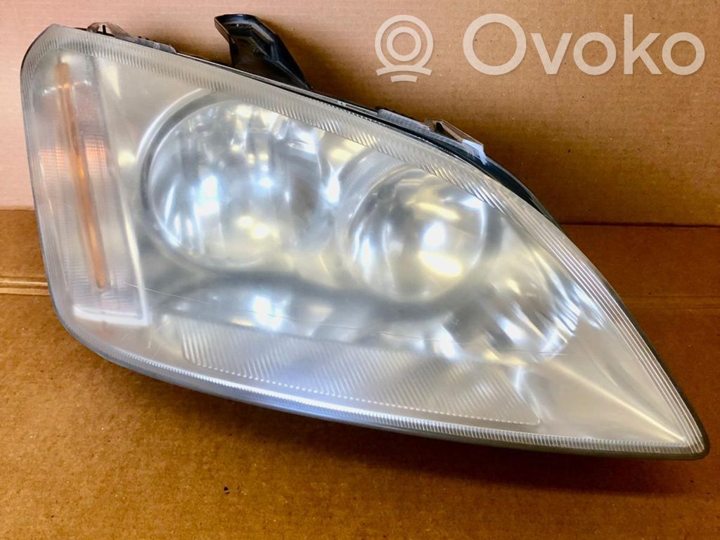 Ford Focus C-MAX Lampa przednia 