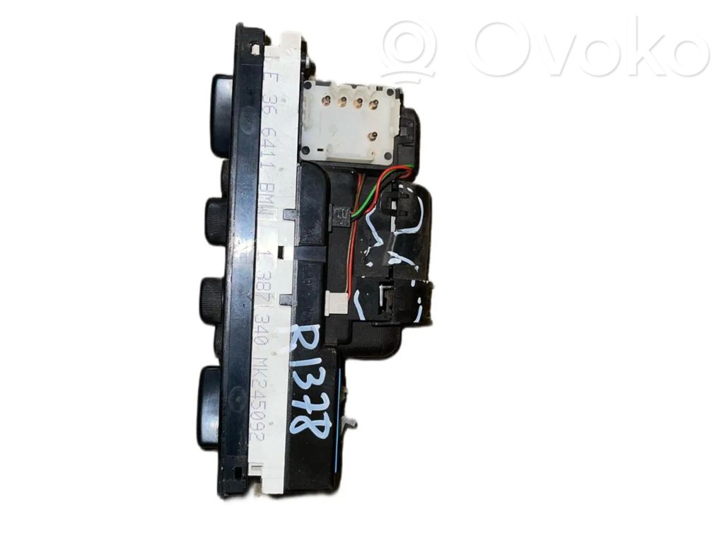 BMW 3 E36 Climate control unit 