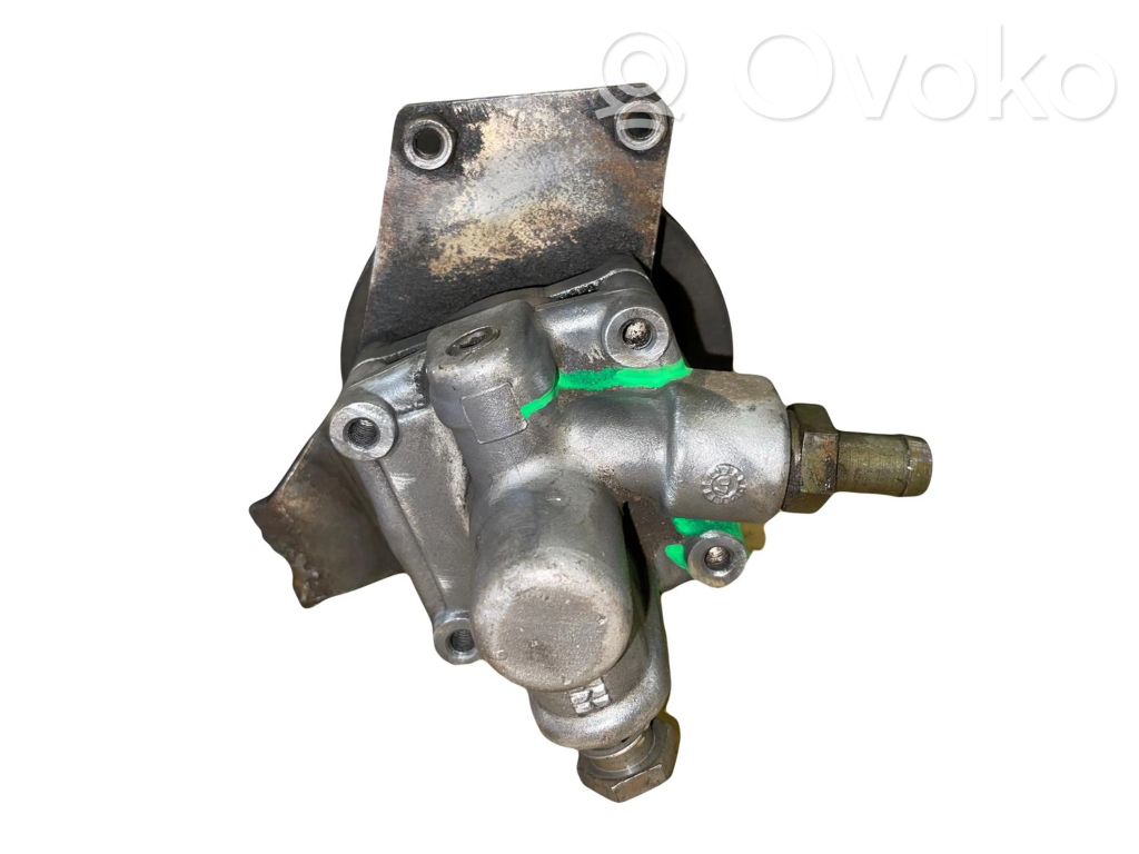 Audi 80 90 S2 B4 Power steering pump 