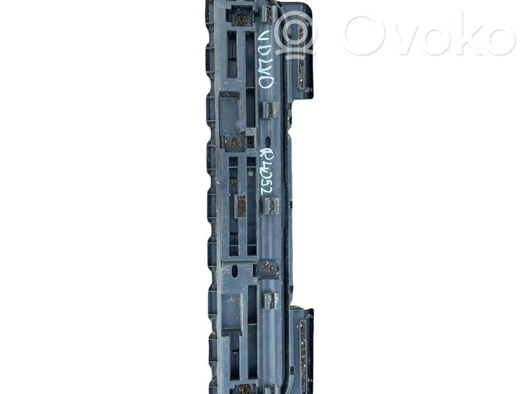 Volvo V70 Hinterachse Achsträger 