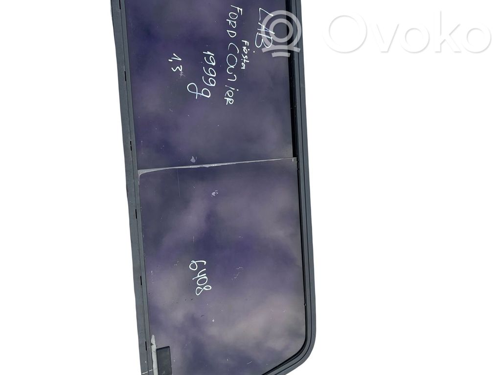 Rear side window