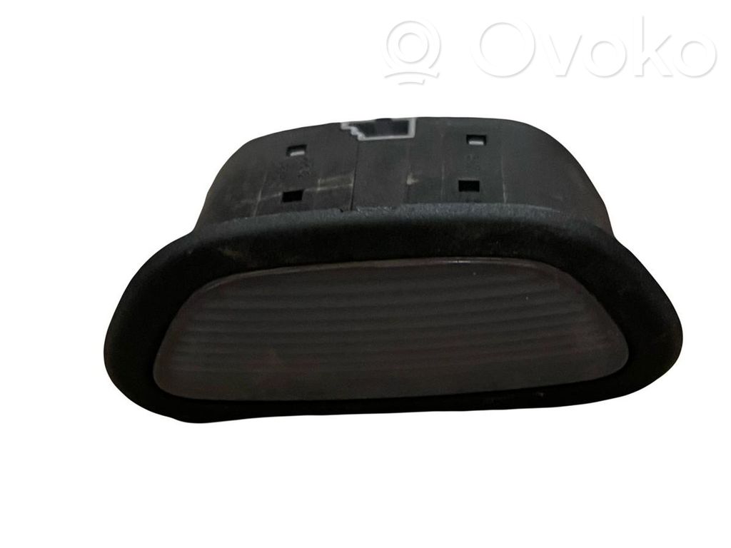 BMW 3 E90 E91 Luz interna puerta delantera 