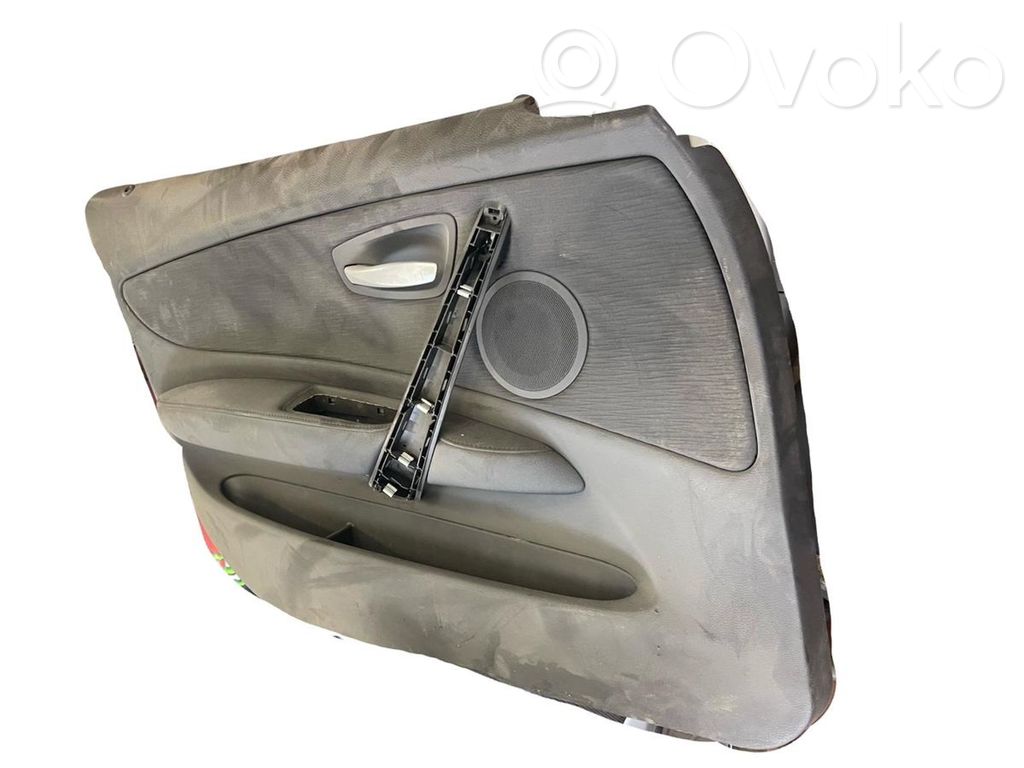 BMW 1 E81 E87 Etuoven verhoilu 