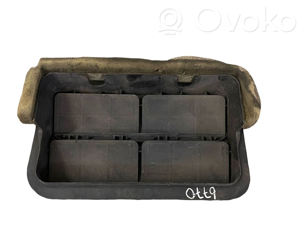 Subaru B9 Tribeca Ventilācijas režģis 