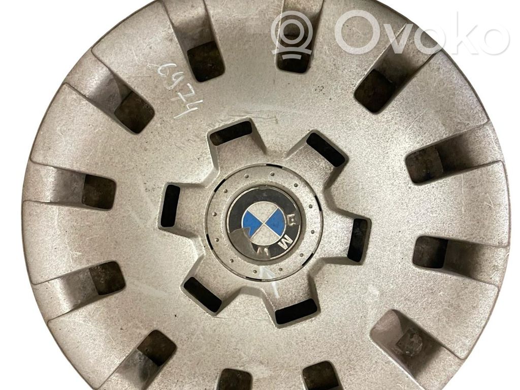 BMW 3 E46 R15-pölykapseli 