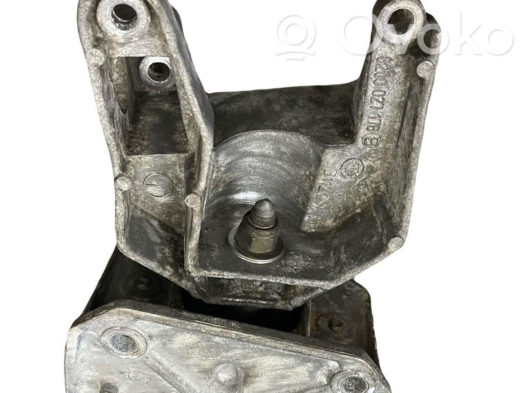 Engine mount bracket   8200027178