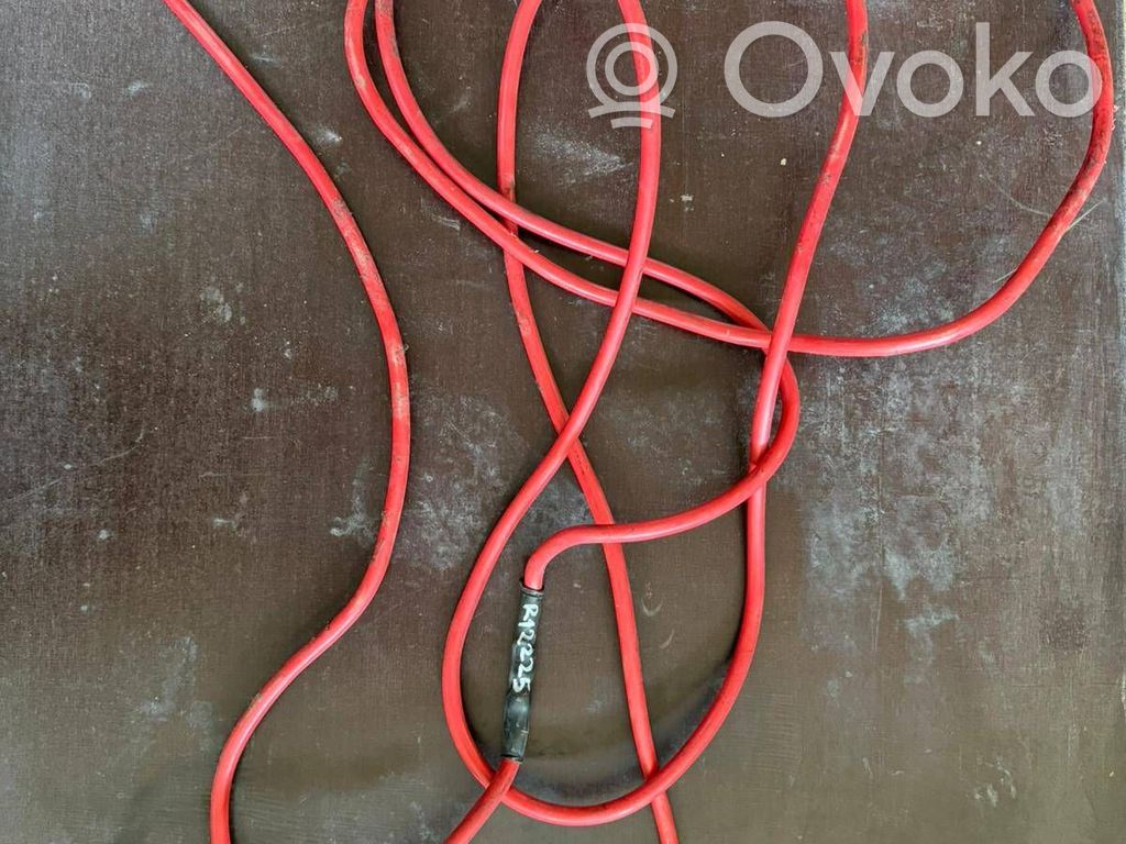 Cable positivo (batería)   BM3D215111,13318810