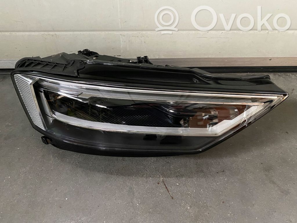 Audi A8 S8 D5 Phare frontale 