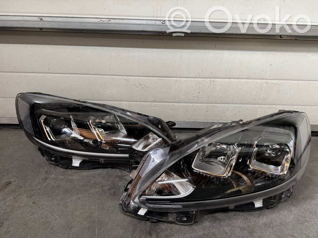 Ford Kuga III Scheinwerfer Satz Set 