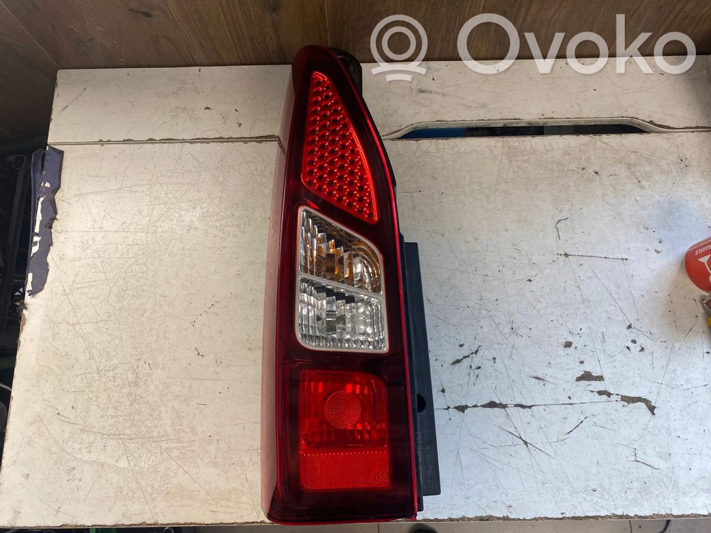 Citroen Berlingo Lampă spate în caroserie 