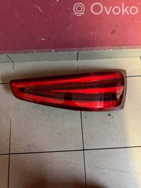 Audi Q3 8U Lampă spate în capacul portbagajului 