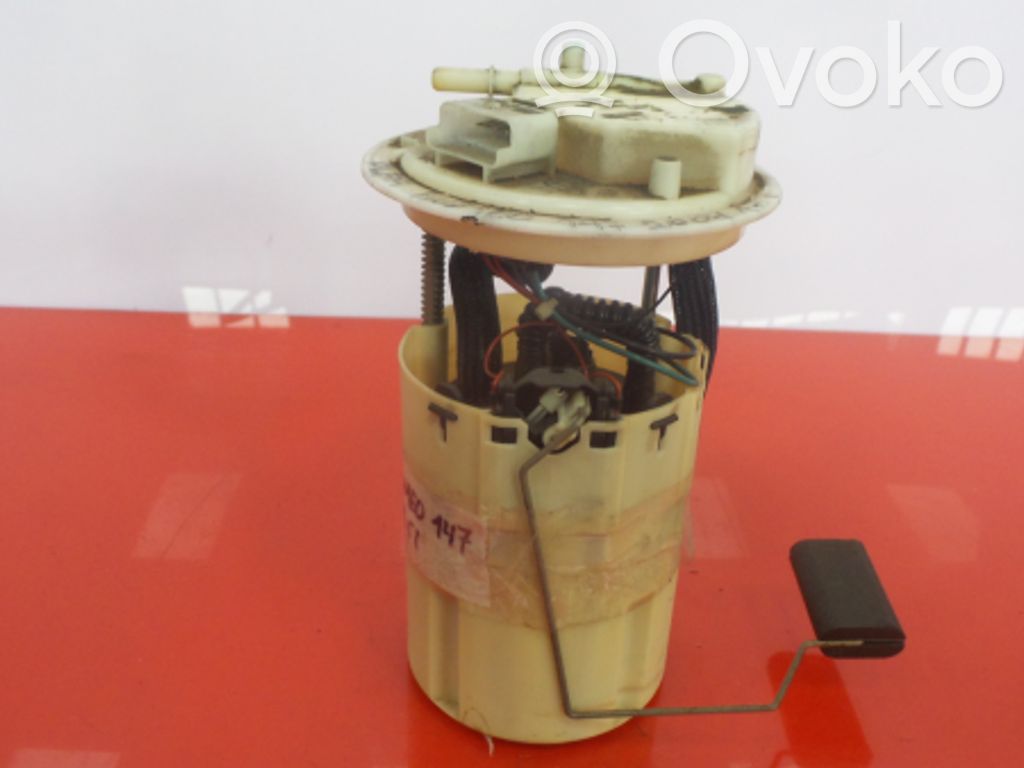 Bomba interna de combustible   0580113073,073,113,186053,46552836