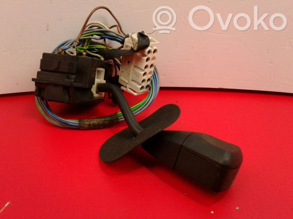 Light switch   13932824