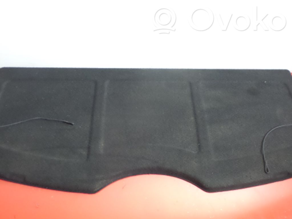Parcel shelf