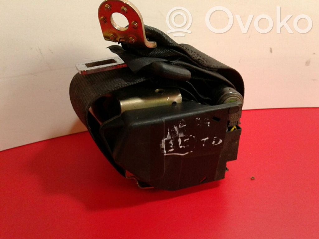 Audi A4 S4 B5 8D Cinturón trasero 