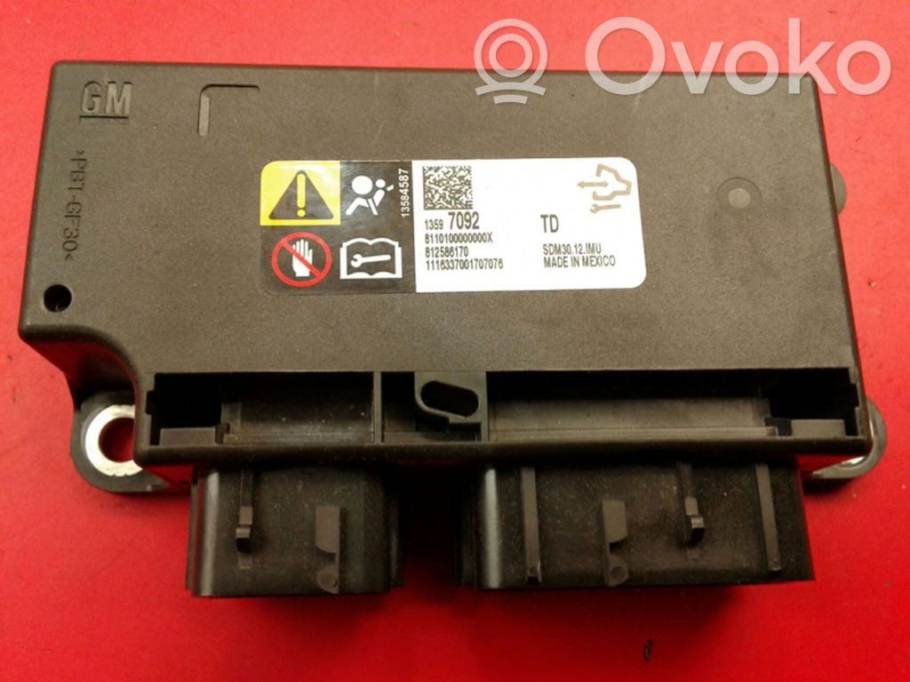 Module de contrôle airbag   812586170,13597092,79