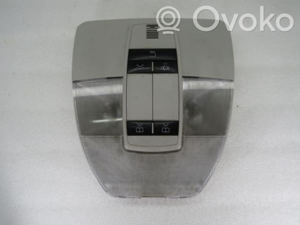 Mercedes-Benz B W245 Rivestimento della console di illuminazione installata sul rivestimento del tetto 