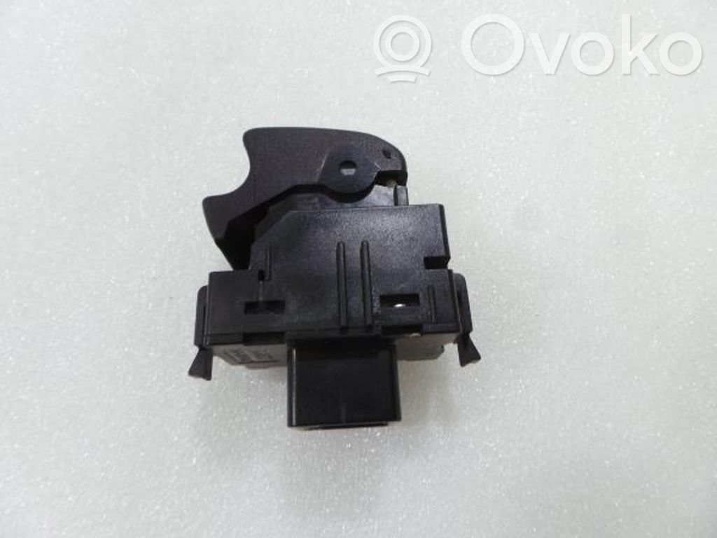 Electric window control switch   37181A,848100F010,TRASDIREITO