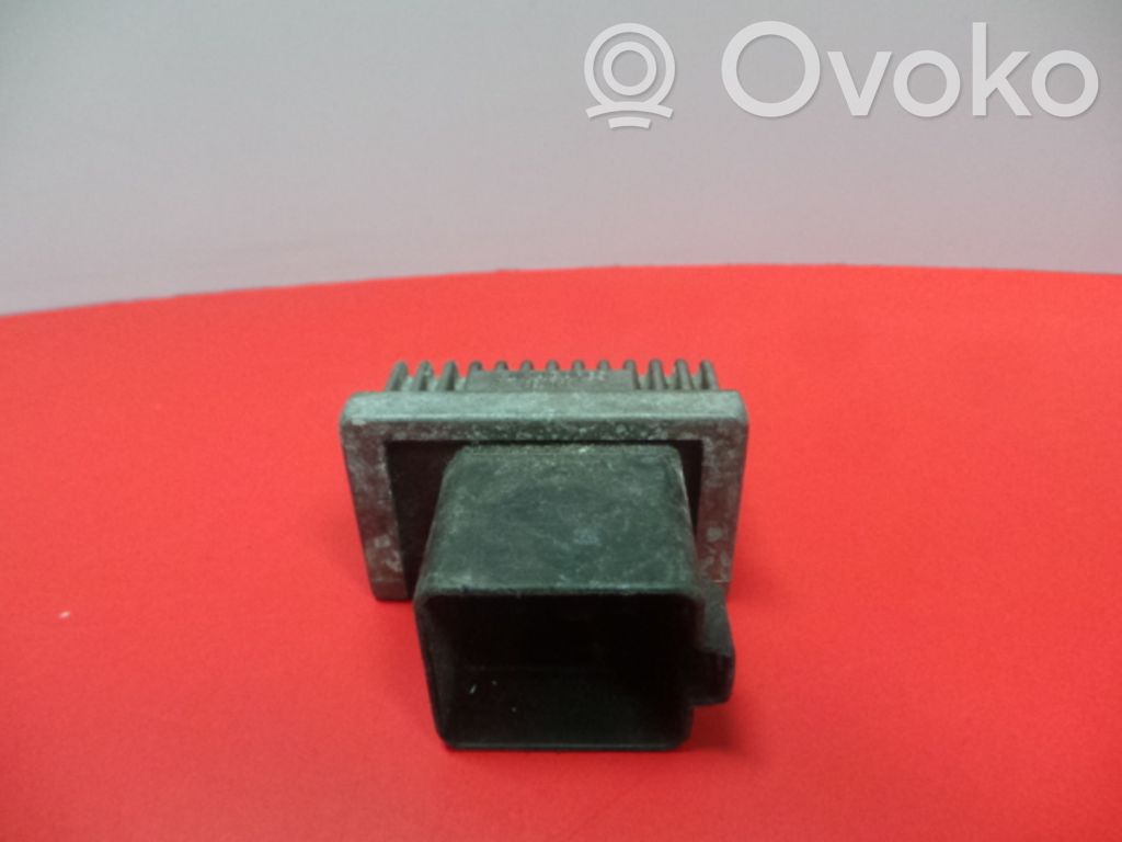 Renault Laguna I Glow plug pre-heat relay 