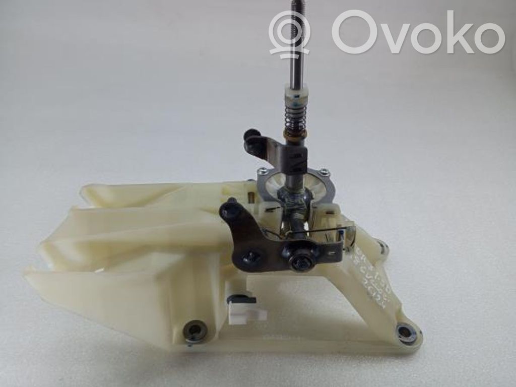 Mazda 3 II Gear shifter/selector 