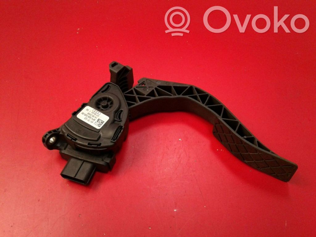 Gaspedal   8K1721523,523,721
