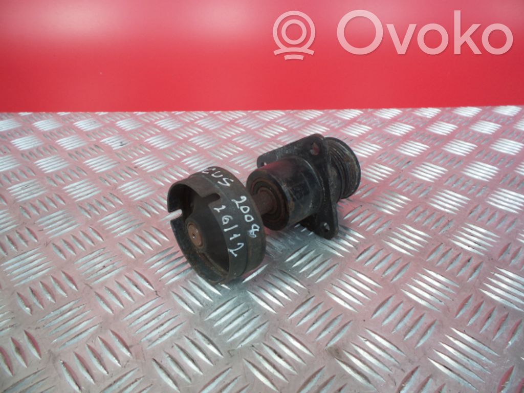 Ford Focus Engine mount bracket 