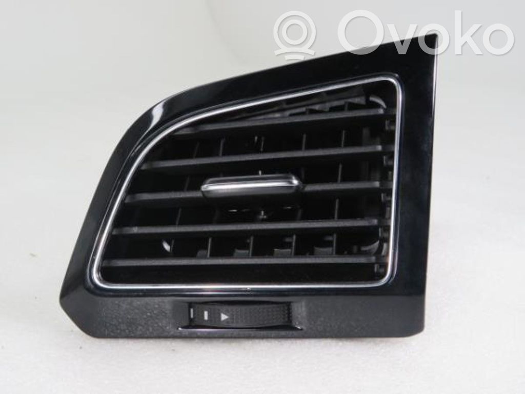 Volkswagen Golf Sportsvan Dash center air vent grill 