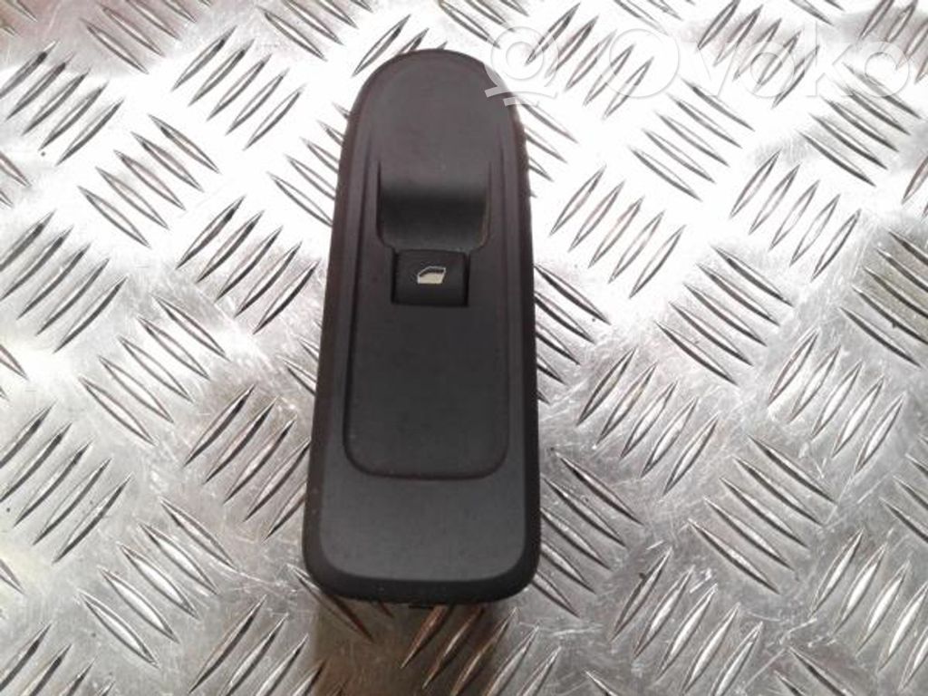 Electric window control switch   96661102XT,53269815