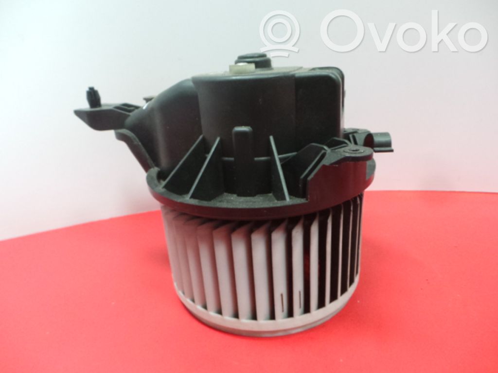 Opel Corsa D Pečiuko ventiliatorius/ putikas 