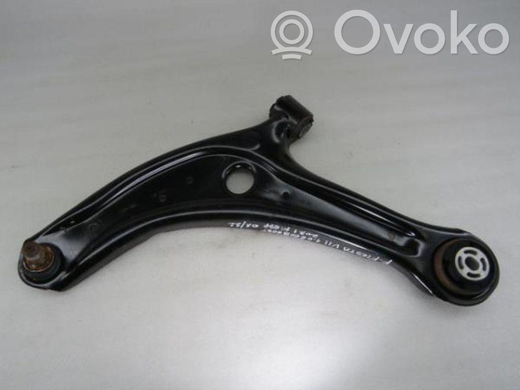 Ford Fiesta Wahacz przedni 
