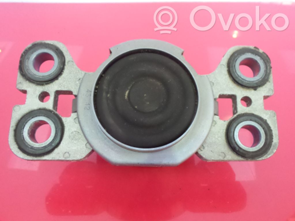 Engine mount bracket   BJ327M121AC031,APOIODIREITO