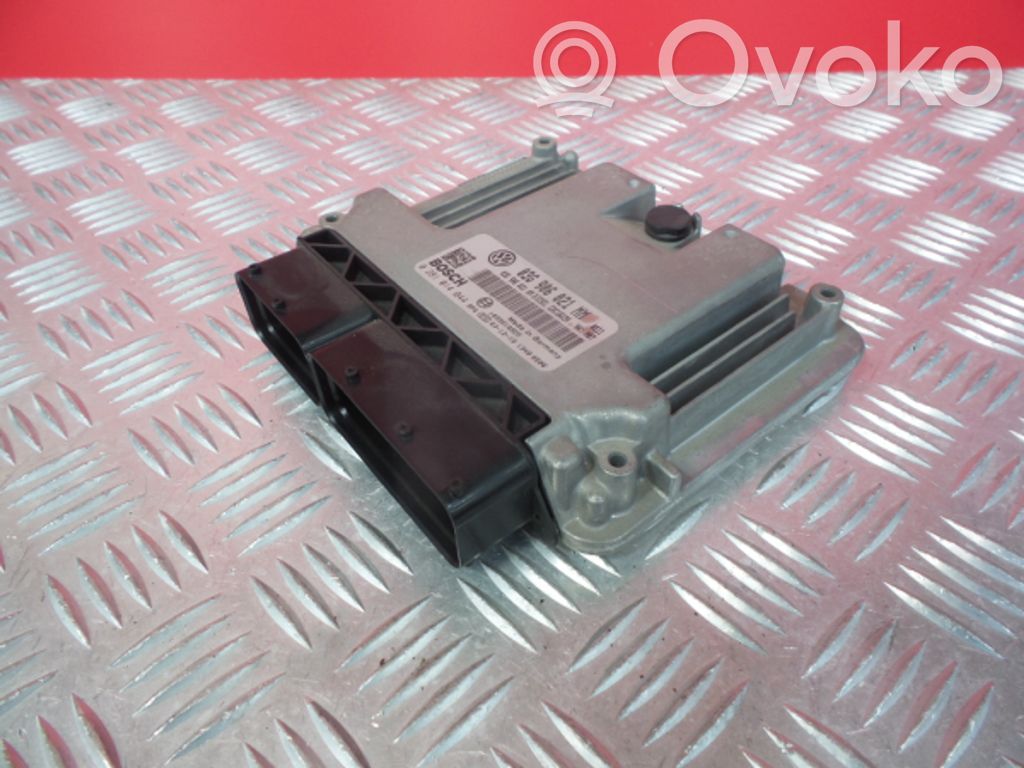 Volkswagen Touran I Sterownik / Moduł ECU 