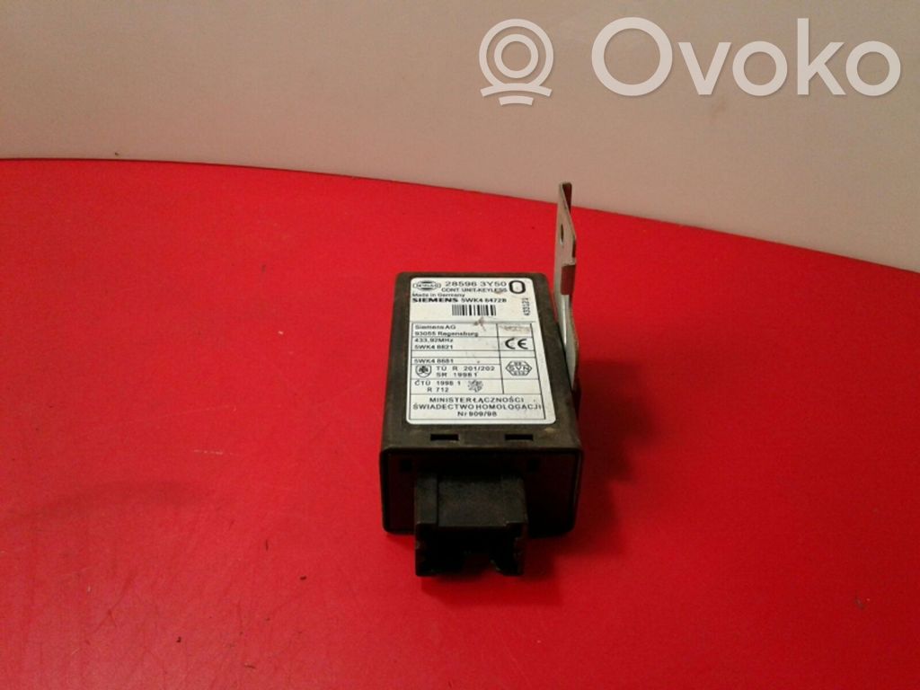 Nissan King Cab, Navara Multifunctional control switch/knob 