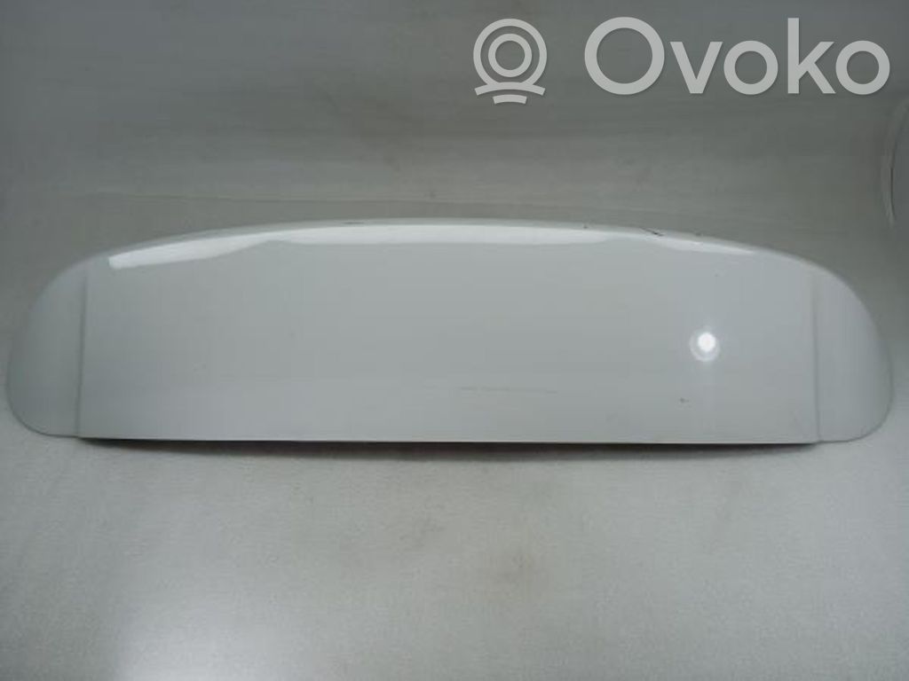 Tailgate/trunk spoiler   7356701660E