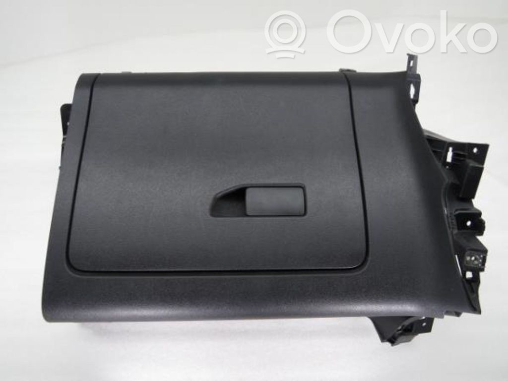 Peugeot Rifter Handschuhfach 